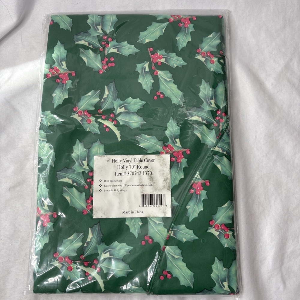 Holly Vinyl Table Cover 70" Round Holiday Christmas Green Berry New